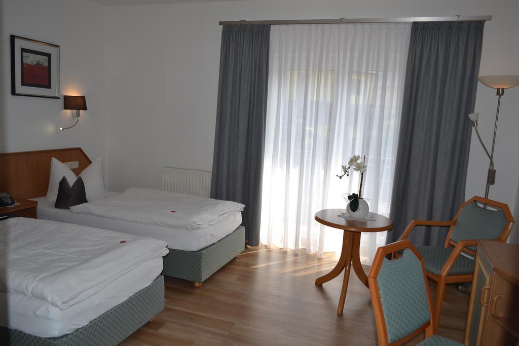 Hotel & Restaurant Zur Linde Freital Luaran gambar